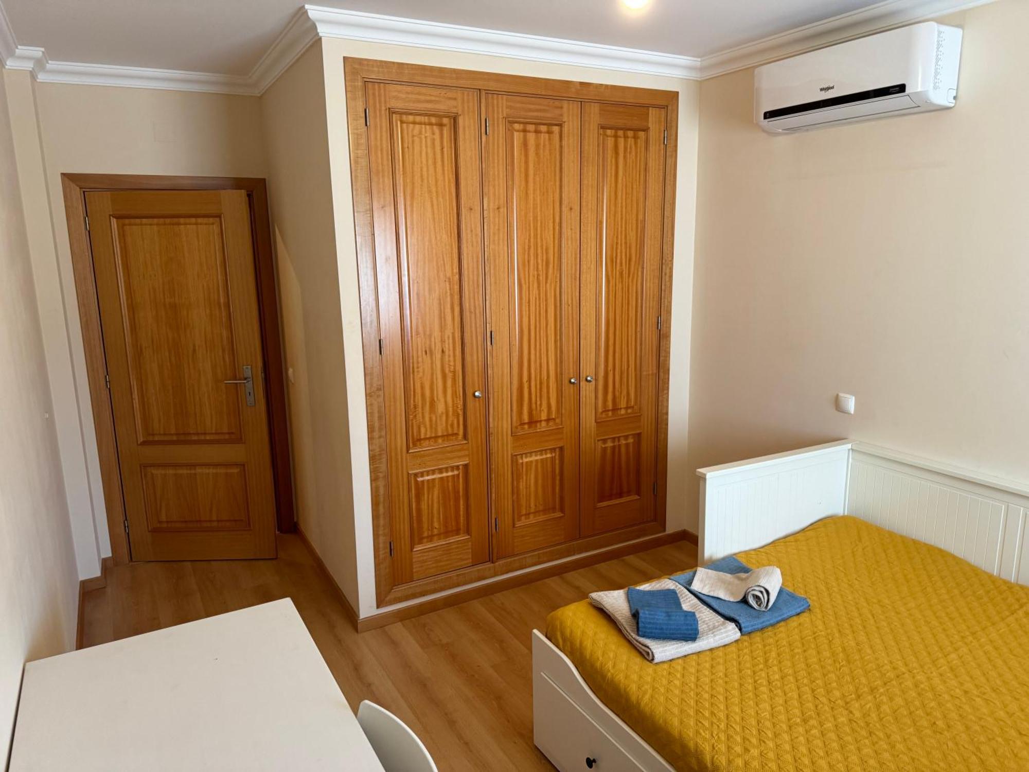 Montenegro Dreams Faro Bagian luar foto